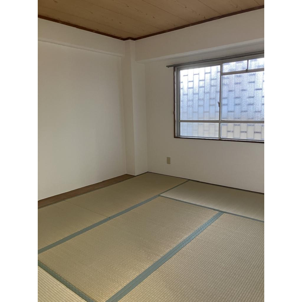 高井田ランプハウスの内装