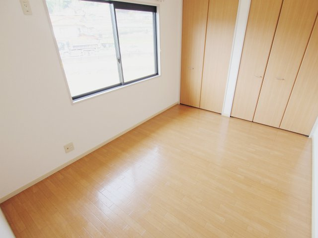 フォーレス安芸Bの洋室