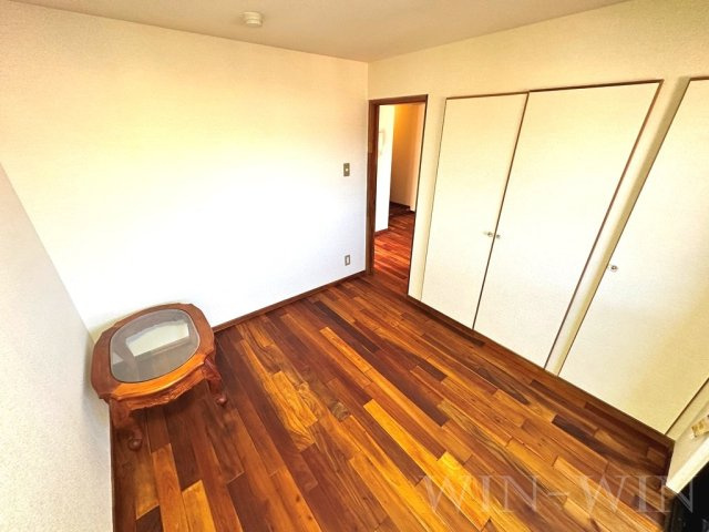 ユトリロ新川の寝室