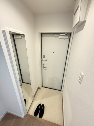 ALEGRIA高速長田の玄関