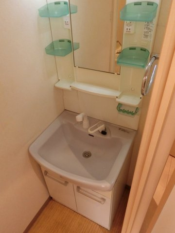 CASA AL MAREの洗面所