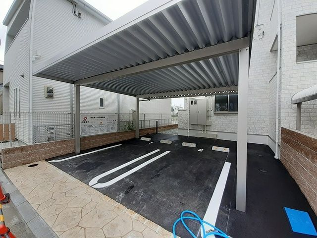 ＥＣＯ　ＧＬＡＮＺの駐車場