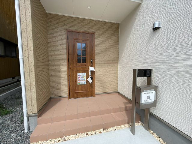 姫路市伊伝居2期新築戸建てのエントランス