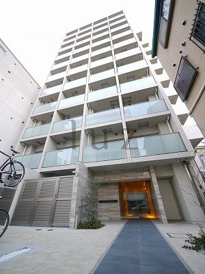 クレイシア横濱阪東橋の外観