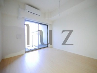 クレイシア横濱阪東橋の居間・リビング