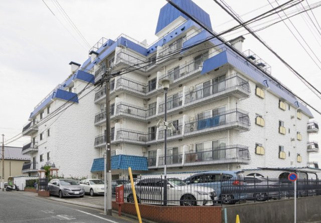 秀和大岡山レジデンスの外観