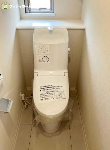 川口市安行領家　中古一戸建てのトイレ