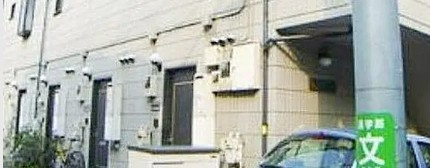 クレセント西新宿のエントランス