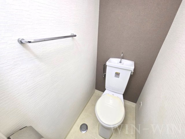 オリエンタルハイツのトイレ|イメージ（同建物内別部屋の写真です）