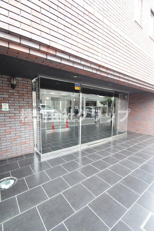 スパシエカステール横浜吉野町のエントランス