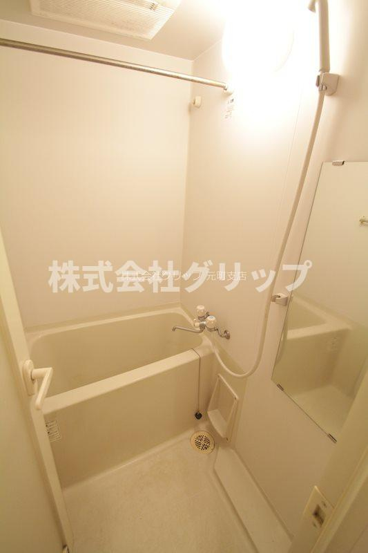 スパシエカステール横浜吉野町の浴室