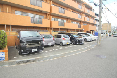 【駐車場】 | メゾンシャトル