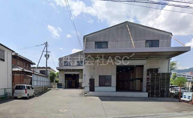 豊川4丁目貸倉庫