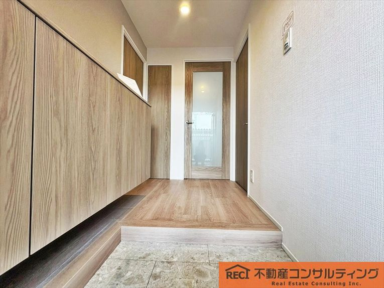 ファミール東灘の玄関