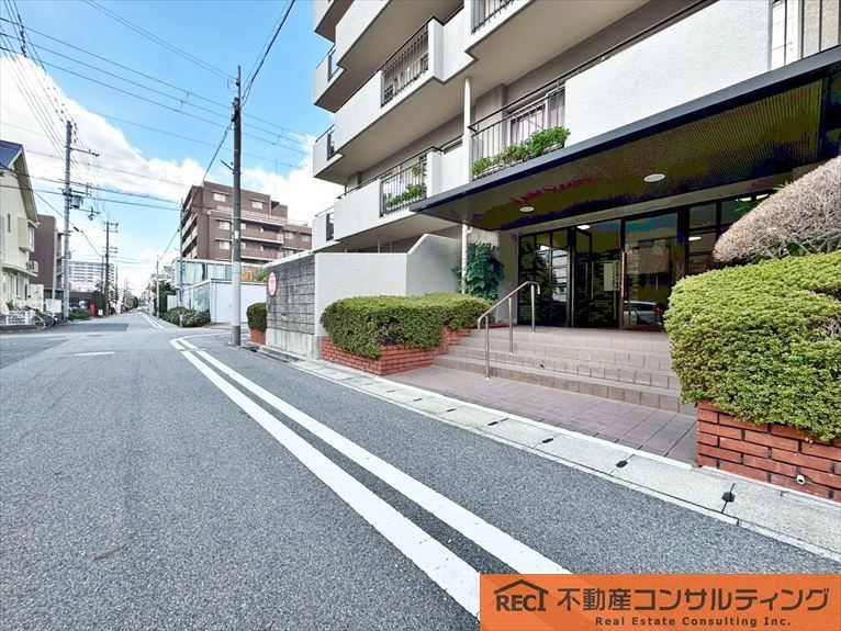 ファミール東灘の周辺