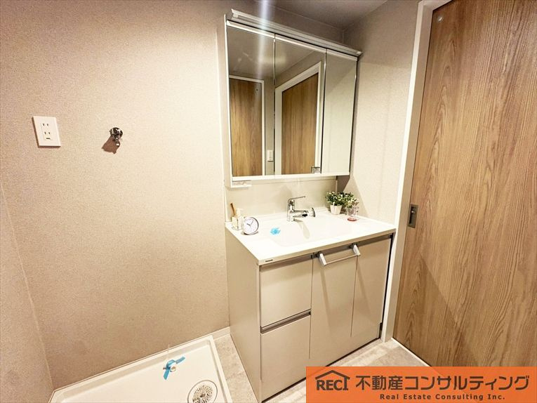ファミール東灘の洗面所