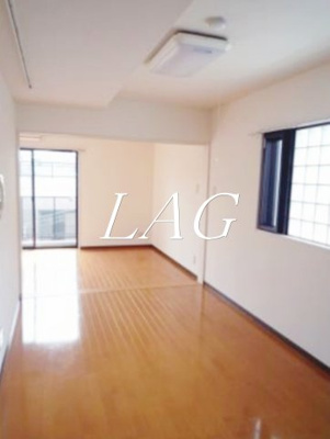【居間・リビング】 | パーク西小山 | 洋室のお部屋です。