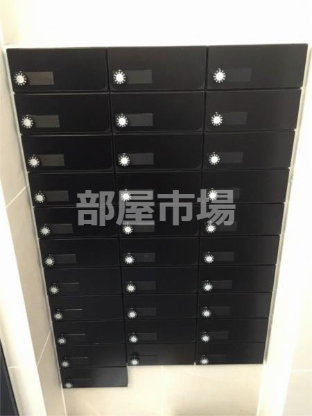 メイクスデザイン蔵前のその他共用部分|メールボックス