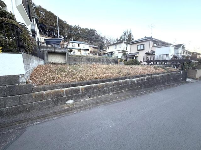比企郡小川町勝呂　売地の前面道路含む現地写真