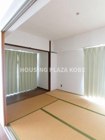 潮見台マンションの和室
