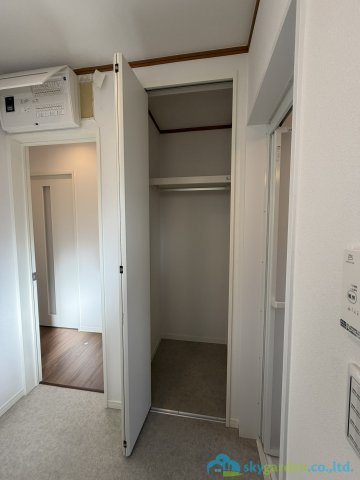 秦野市平沢　中古戸建の洋室