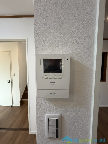秦野市平沢　中古戸建の防犯設備