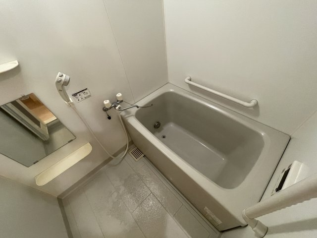 サンシャインVの浴室