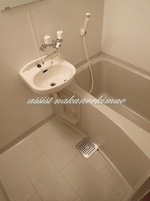 Patio Nakanoの浴室|別号室の参考写真です