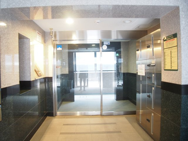 ルーブル東高円寺のロビー