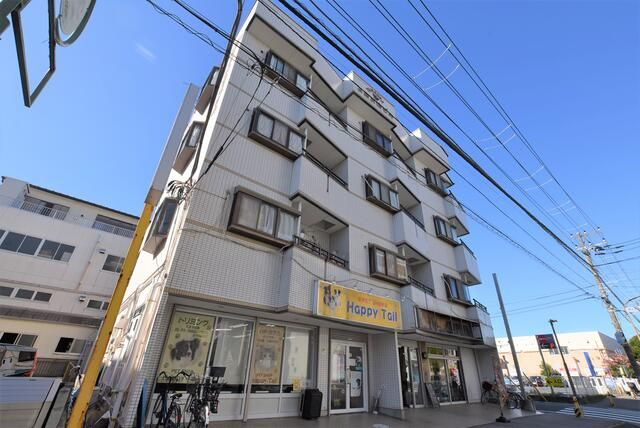 山浦山崎ビルの外観