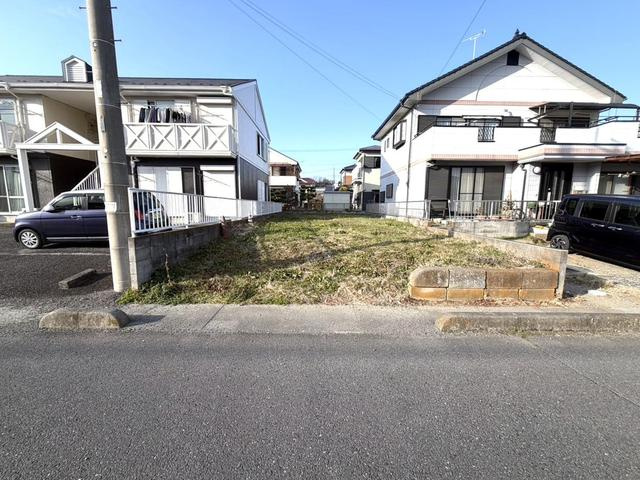 比企郡小川町小川　売地の前面道路含む現地写真