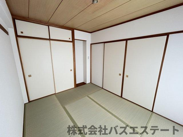 ロイヤルシャトー手柄南の和室
