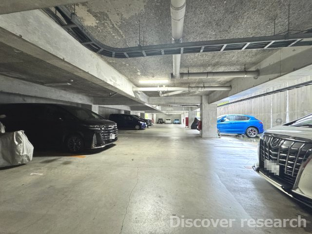 レクシオ大和田の駐車場