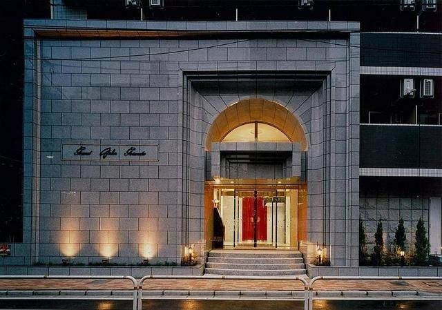 グランド・ガーラ五反田のエントランス