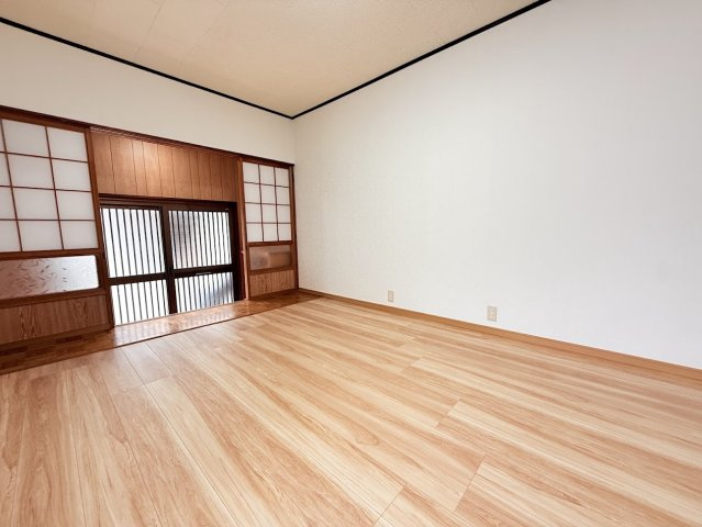 田辺市鮎川_中古戸建ての洋室