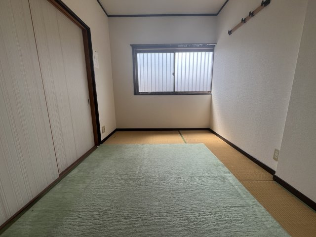 貝塚市麻生中アパートの和室