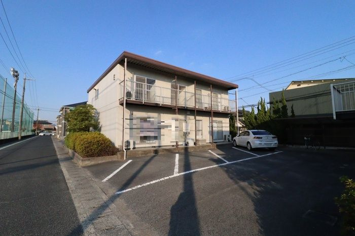 コーポラス芳泉　E棟の外観