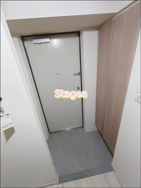 N-stage武蔵浦和の玄関