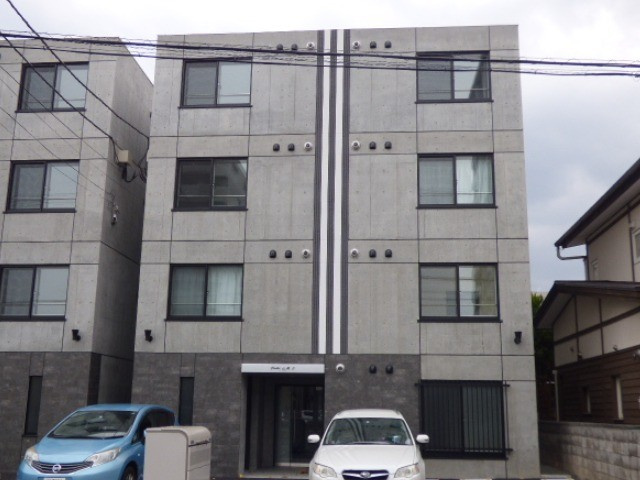 札幌市中央区南十五条西９丁目の賃貸マンション
