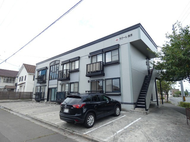 ラクール美原