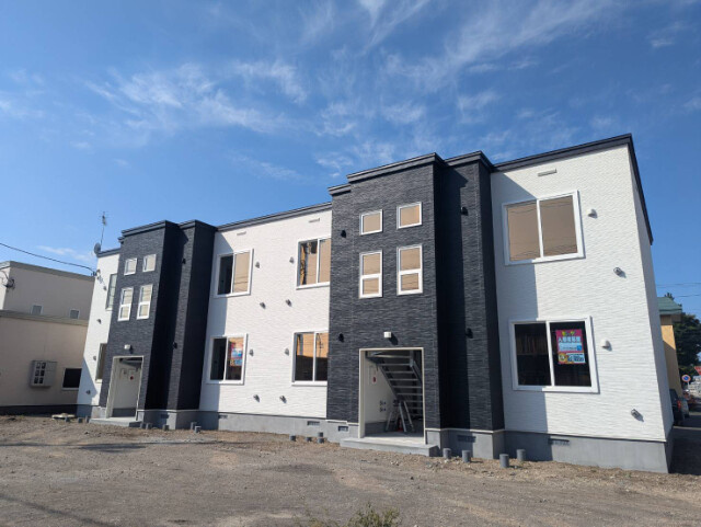 苫小牧市双葉町１丁目のアパート