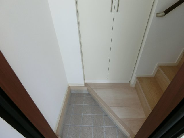 デザインメゾン久が原Ｂ棟の玄関