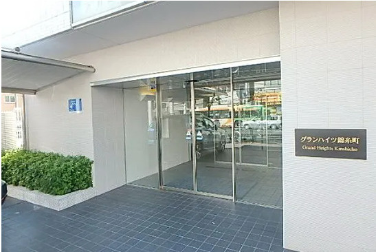 グランハイツ錦糸町のエントランス