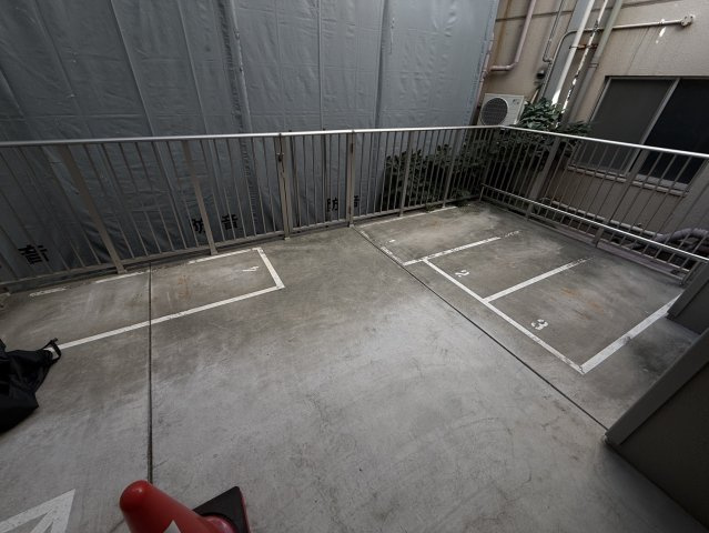エスリード神戸元町ヒルズの駐車場|同物件別部屋写真