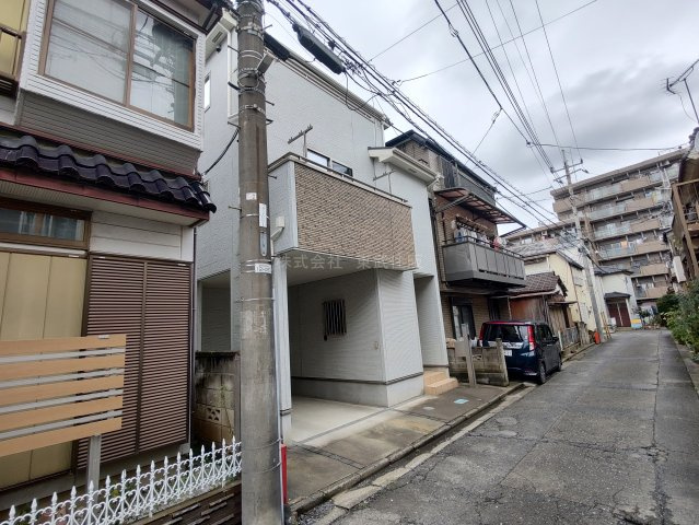 【前面道路含む現地写真】の画像