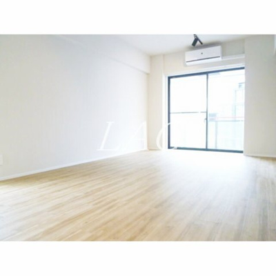【居間・リビング】 | コリドー池尻 | 洋室のお部屋です。