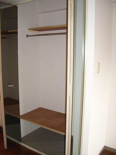ヒルズ駒場東大前の収納