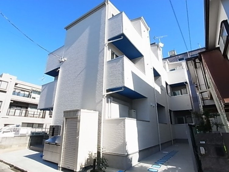 足立区竹の塚２丁目のアパートの外観