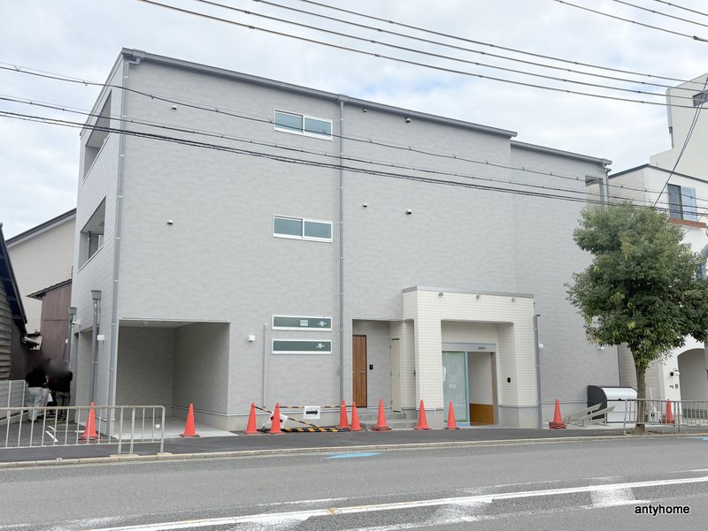 セレスタ　仲介手数料無料