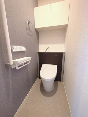 ヴェルナール赤羽のトイレ|コンパクトで使いやすいトイレです